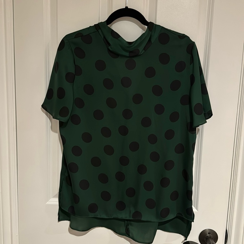 Short Sleeve Dotted Blouse